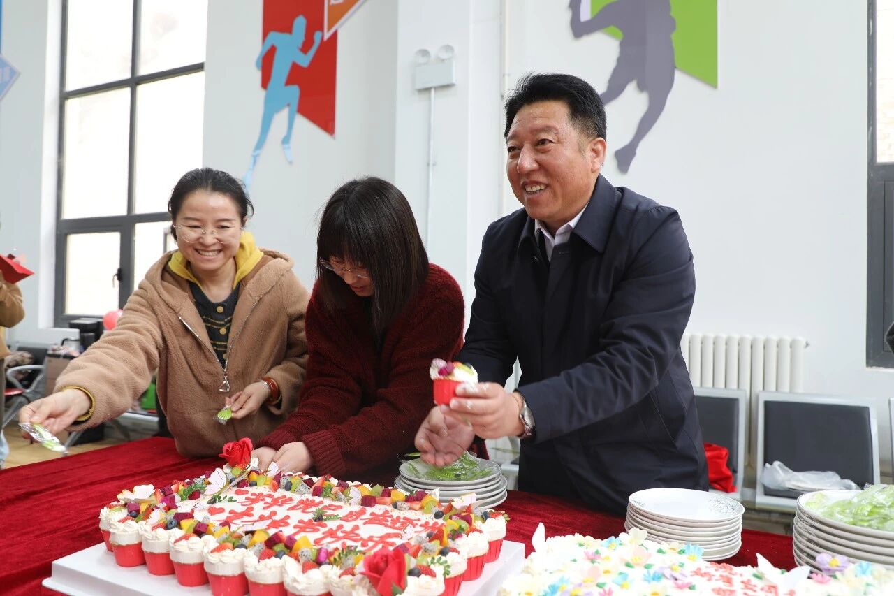 4617008792ea49ad98cf4039eedccb5c.jpg 4617008792ea49ad98cf4039eedccb5c.jpg