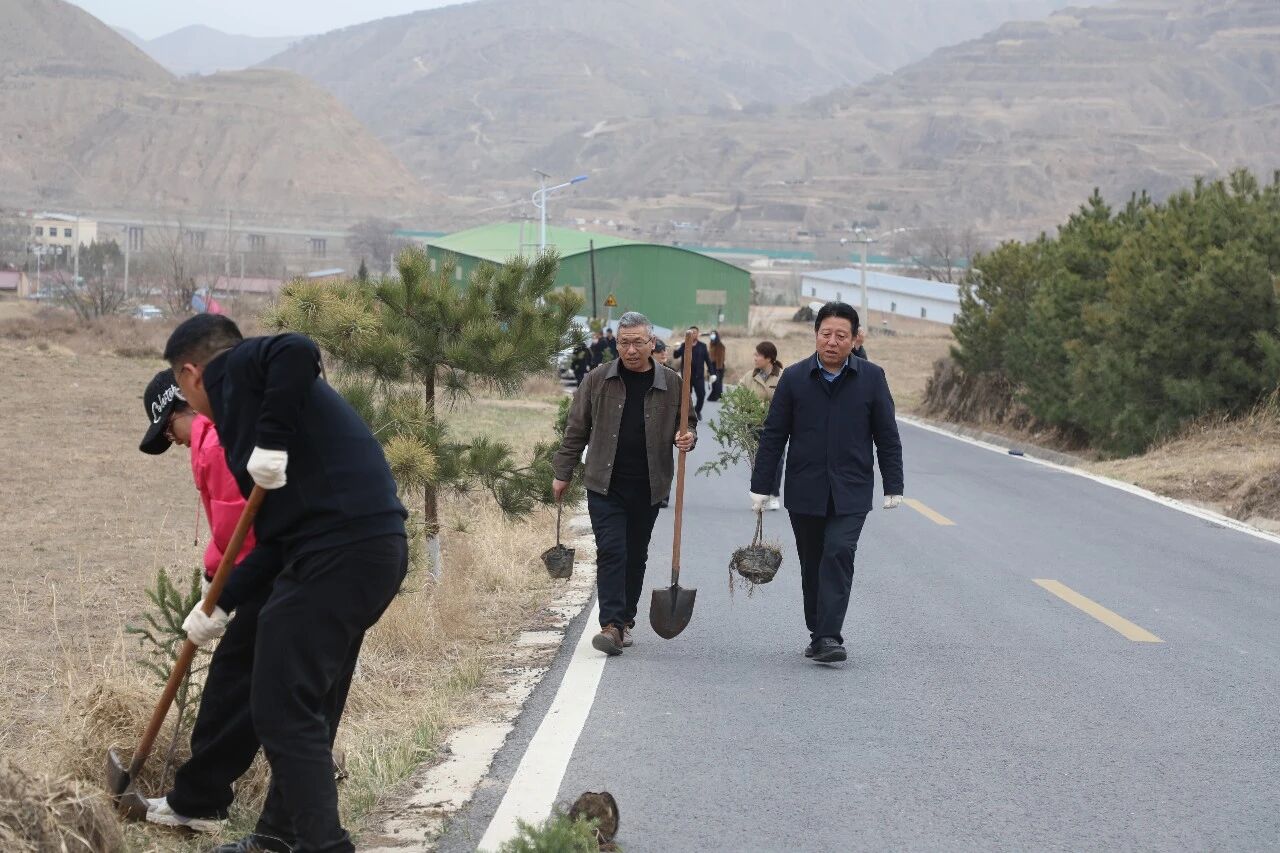 fe5396d38f9c41fcb5ba256bc0096fe5.jpg fe5396d38f9c41fcb5ba256bc0096fe5.jpg