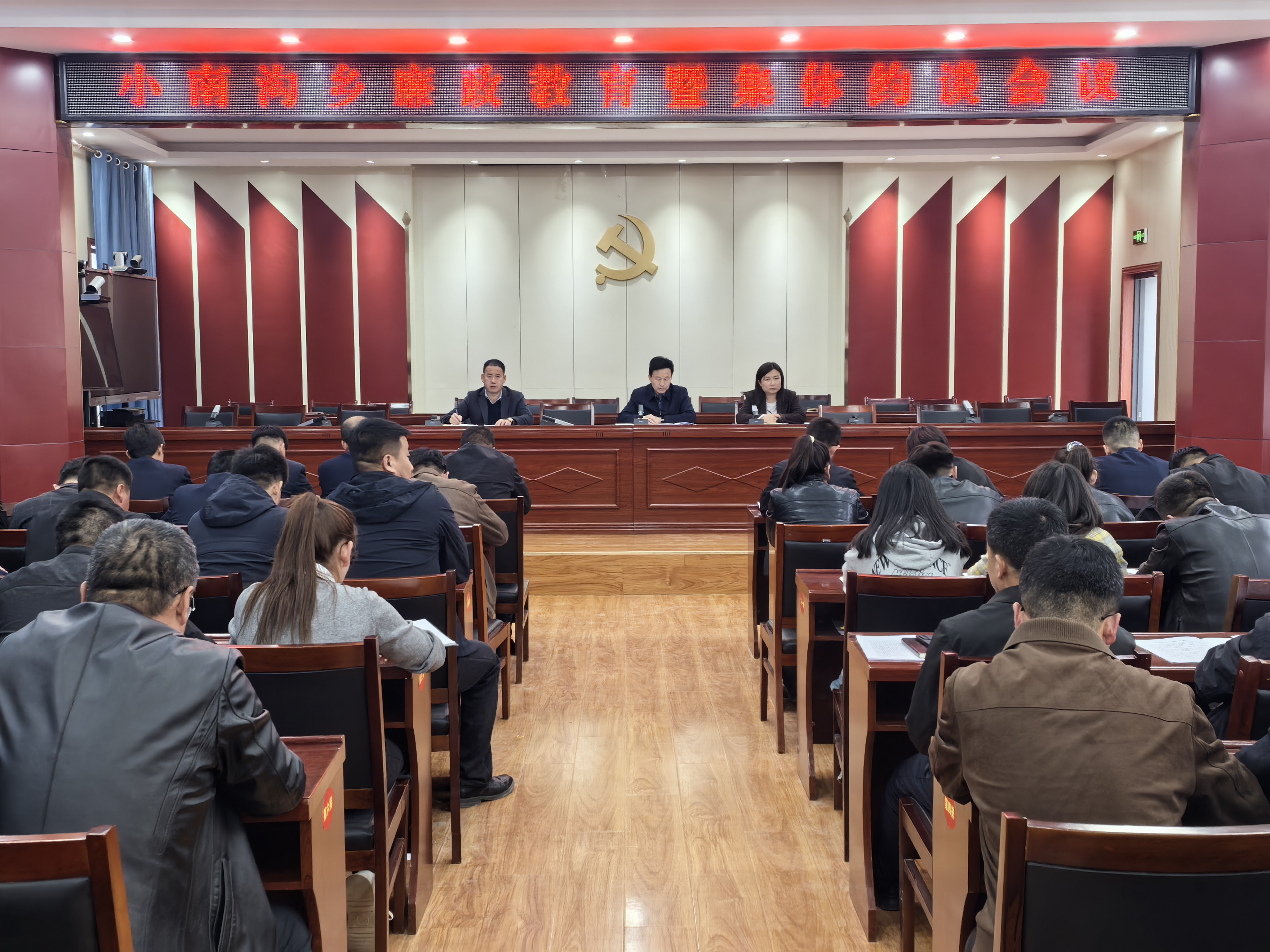 e692a11857dd4656a8ae58c428bffc1c.jpg e692a11857dd4656a8ae58c428bffc1c.jpg